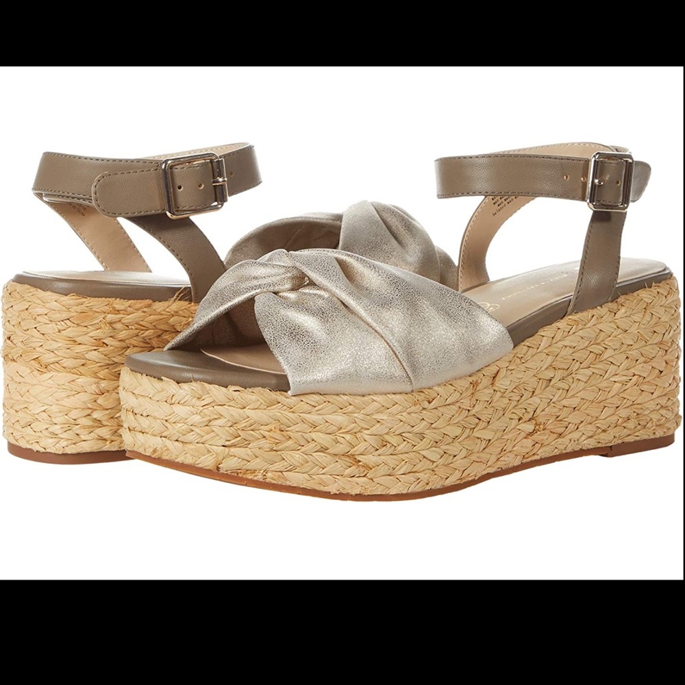 Seychelles Winning Espadrille Sandals - Picture 1 of 4